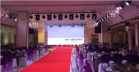 宴會廳采用專業線陣音響系統