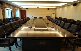 會議室音響設備混響延時不當