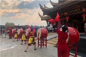 【爵士龍音響】JSL為湘西秘境小鎮(zhèn)首屆跳花節(jié)提供舞臺演出設(shè)備