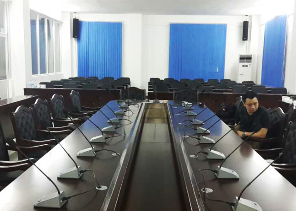 廣東佛崗陶瓷企業集團會議室