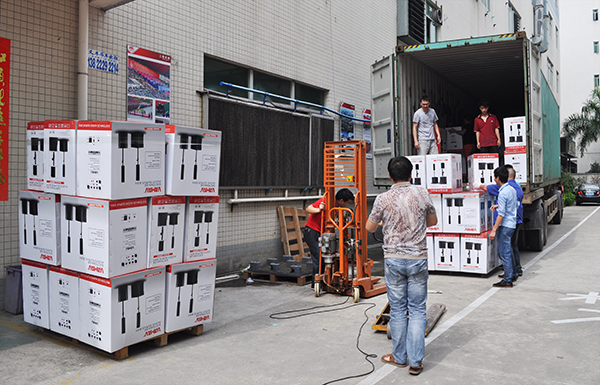 墨西哥客戶定做400套有源音柱組合