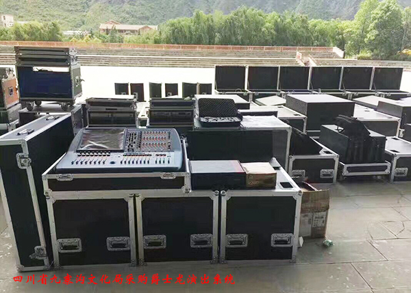 四川省九寨溝文廣新局采購全套舞臺音響系統