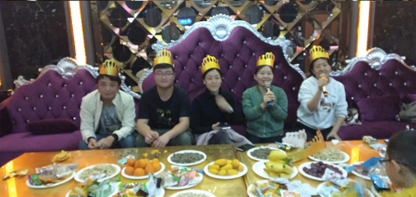 一路陪伴 你我同行——萬昌音響公司4月份生日會