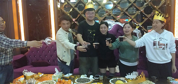 一路陪伴 你我同行——萬昌音響公司4月份生日會