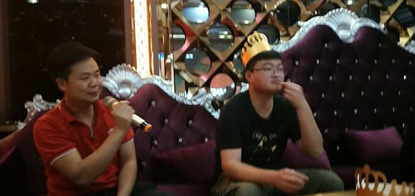 一路陪伴 你我同行——萬昌音響公司4月份生日會