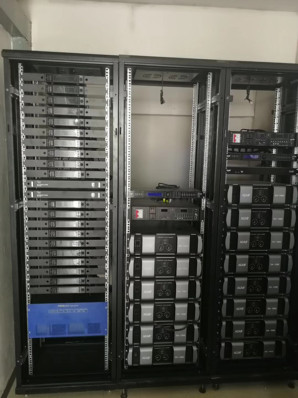 JSL爵士龍九寨溝南坪中學(xué)體育場工程案例