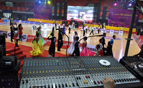 爵士龍案例-花都風(fēng)神體育館