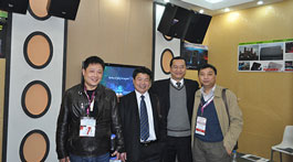 爵士龍的產(chǎn)品品質(zhì)好，性價(jià)比高，服務(wù)好